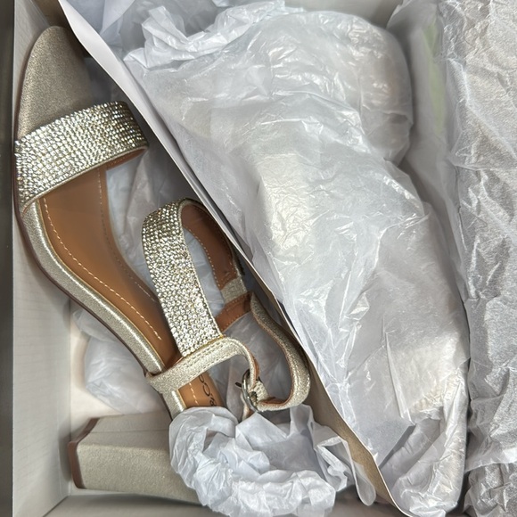 Style & Co
Women's Bonitaa Embellished Ankle-Strap Slingback Dress Sandals - Picture 3 of 7